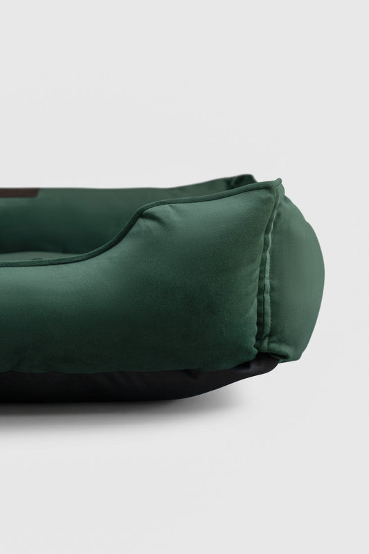 Chester & Lee | Classic Velvet Sleeper Dog Bed Green