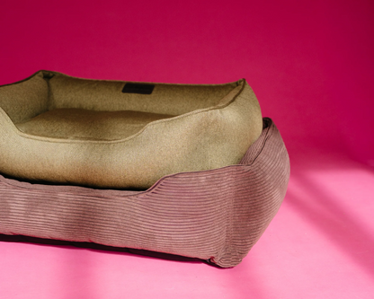 Chester & Lee | Cotton Sleeper Dog Bed Olive