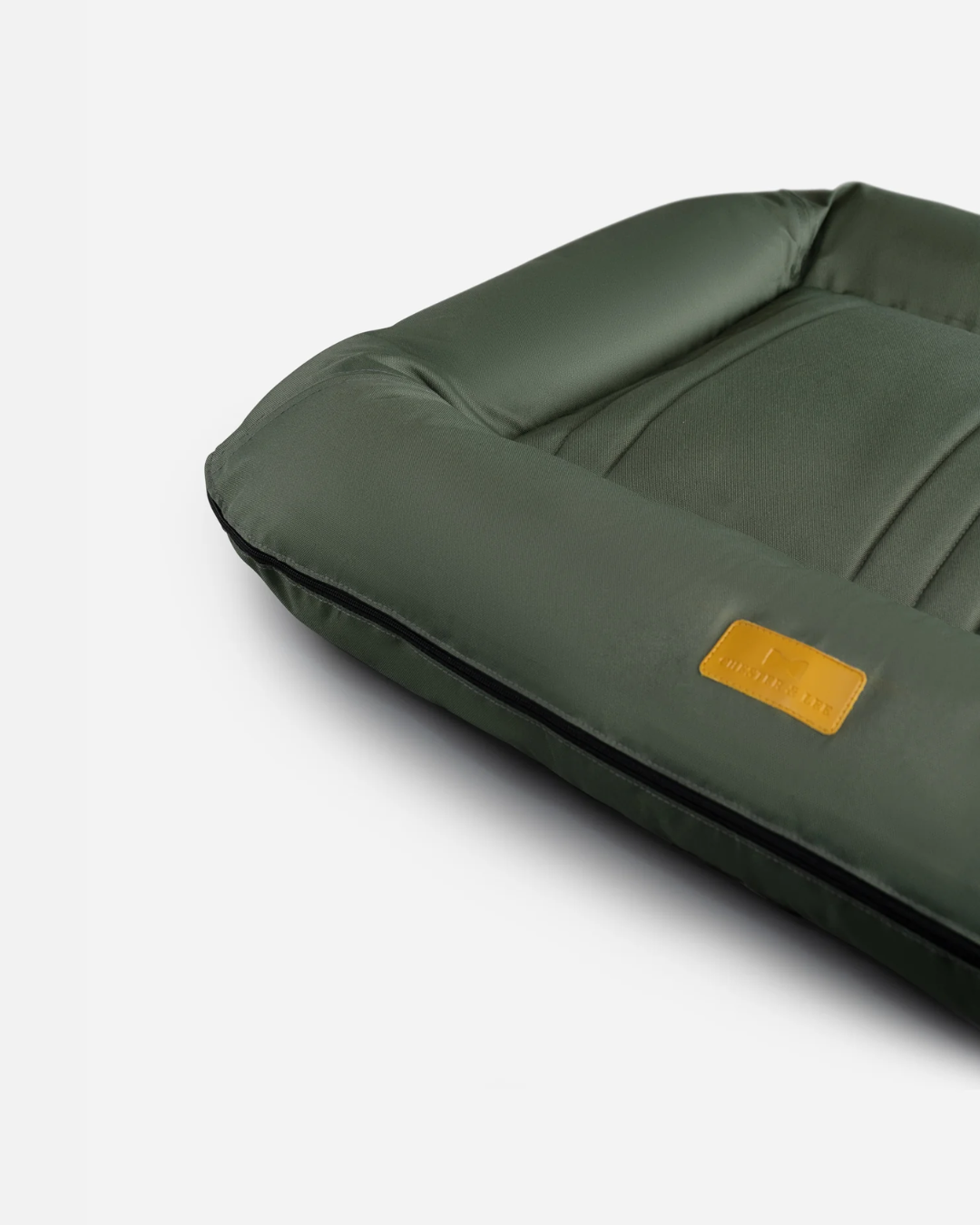 Chester & Lee | Waterproof Lounger Dog Bed Green