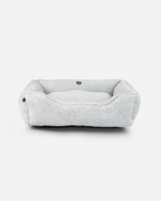 Chester & Lee | Furry Sleeper Dog Bed Gray