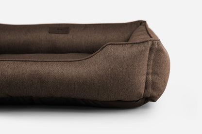 Chester & Lee | Cotton Sleeper Dog Bed Brown