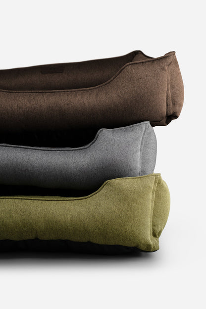 Chester & Lee | Cotton Sleeper Dog Bed Olive