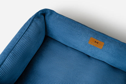 Chester & Lee | Fancy Corduroy Sleeper Dog Bed