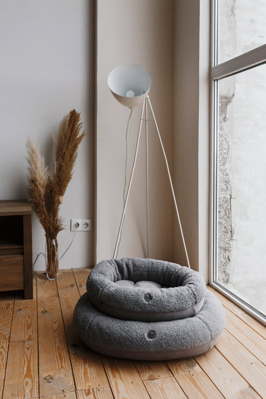 Chester & Lee | Furry Gray Donut Dog Bed